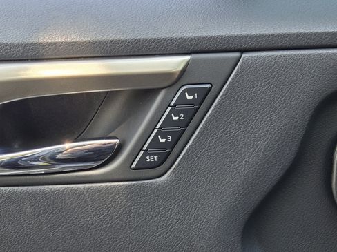 Used 2022 Lexus RX 450h AWD w/ Luxury Package image 13