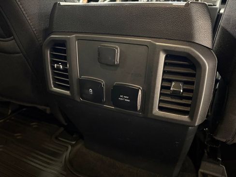 Used 2020 Ford F150 XLT w/ Equipment Group 302A Luxury AWD/4WD image 18