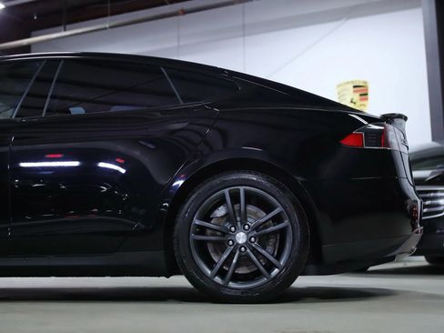 Used 2013 Tesla Model S image 16