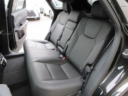 Used 2025 Lexus RX 350h image 22