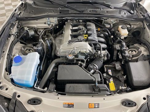 Used 2023 MAZDA MX-5 Miata Grand Touring RWD image 11