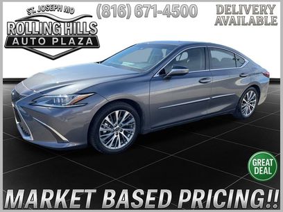 Used 2019 Lexus ES 350 w/ Premium Package