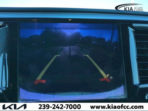 Used 2018 Chrysler Pacifica Touring-L Plus image 19