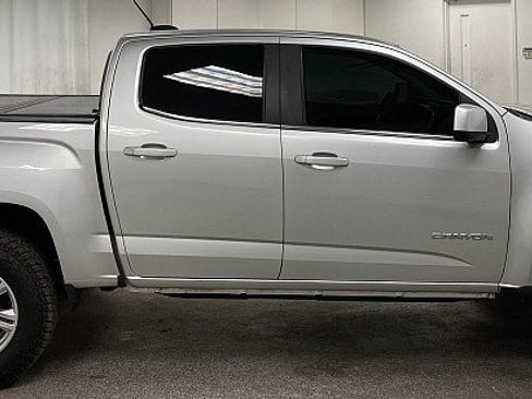 Used 2019 GMC Canyon SLE w/ Driver Alert Package image 4