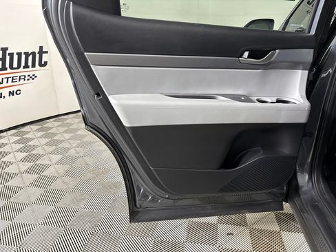 Used 2021 Hyundai Palisade SEL w/ Cargo Package FWD image 22