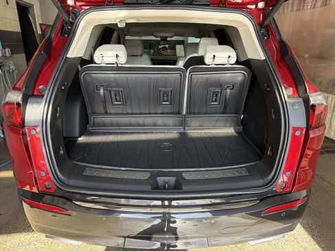 Certified 2024 Buick Enclave Essence w/ LPO, Floor Liner Package AWD/4WD image 25