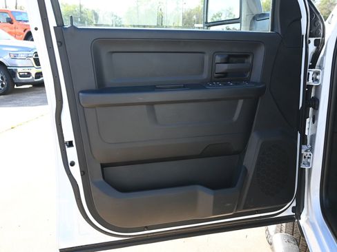 New 2026 RAM 2500 Tradesman w/ Chrome Appearance Group image 8