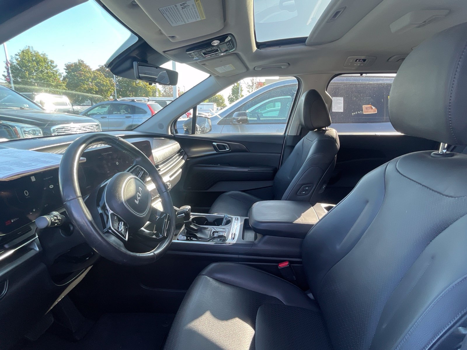 Used 2025 Kia Carnival SX Prestige FWD image 5