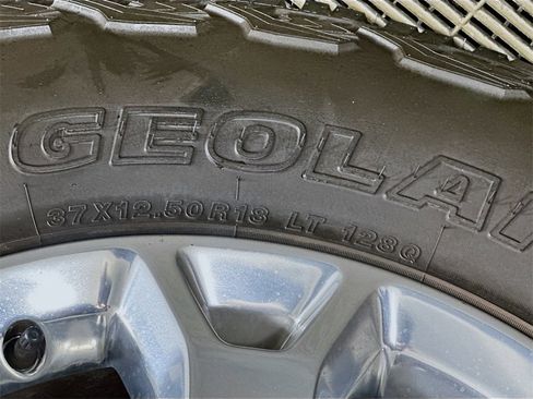 Used 2024 RAM 2500 Laramie image 32