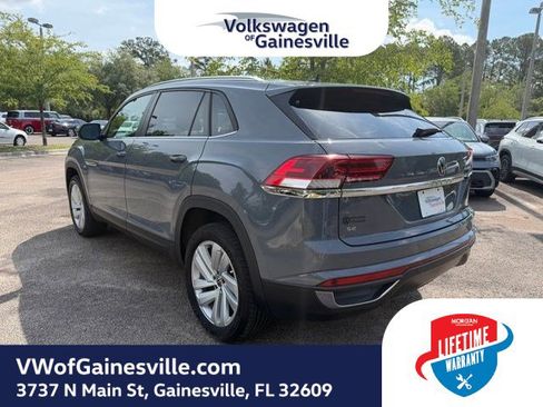 Used 2023 Volkswagen Atlas Cross Sport SE FWD image 4