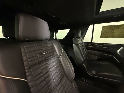 Used 2021 Cadillac Escalade Sport Platinum AWD/4WD image 31