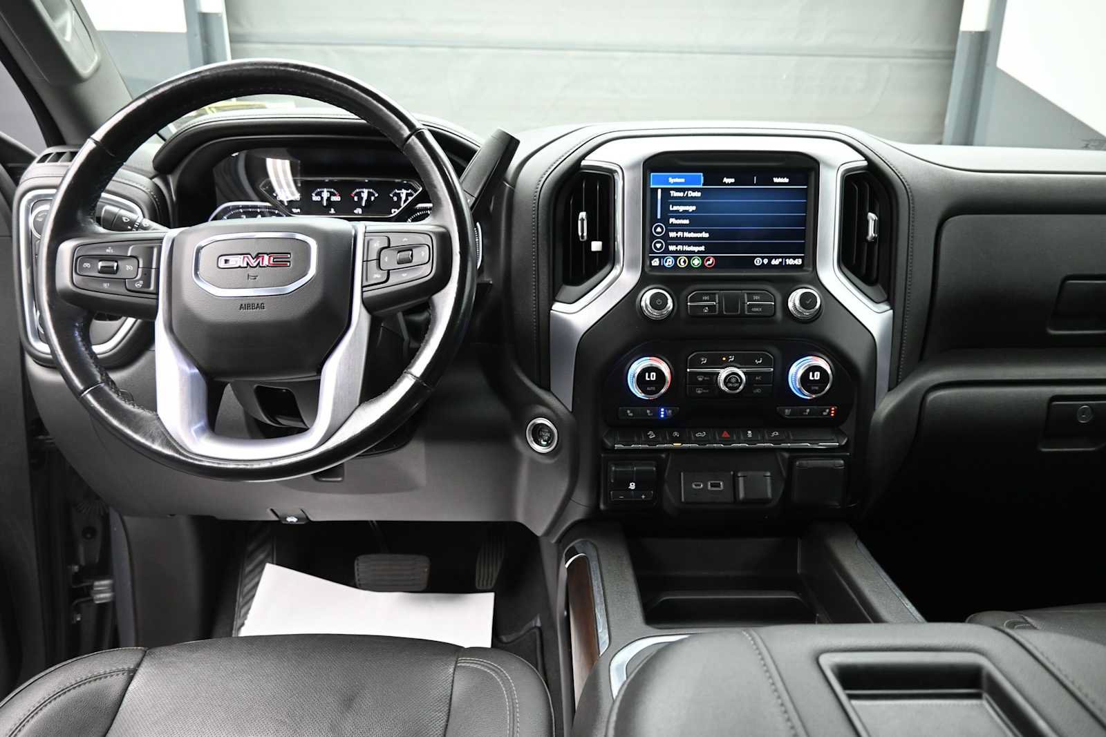 Used 2021 GMC Sierra 1500 SLT w/ SLT Premium Package AWD/4WD image 15