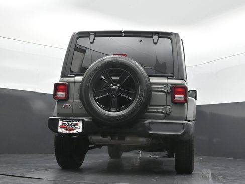 Used 2019 Jeep Wrangler Unlimited Sport AWD/4WD image 39