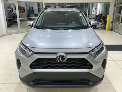 Used 2023 Toyota RAV4 XLE w/ Convenience Package AWD/4WD image 3