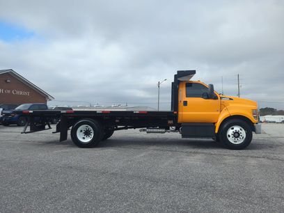 Used 2023 Ford F650 2WD Regular Cab Super Duty