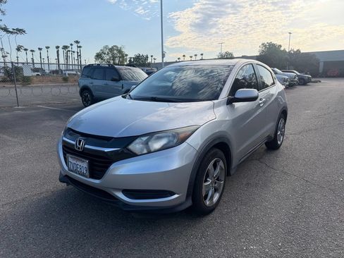 Used 2016 Honda HR-V LX image 1