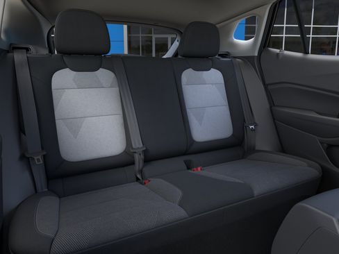 New 2026 Chevrolet Trax LS FWD image 17