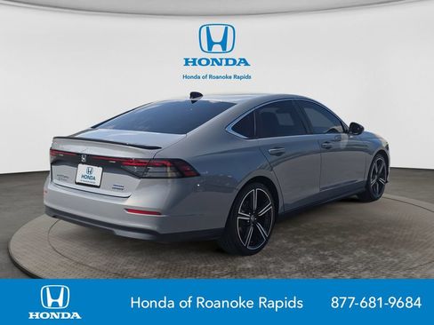 Used 2024 Honda Accord Sport image 5