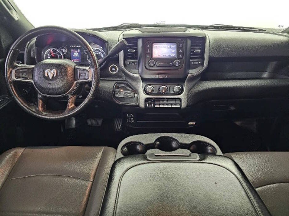 Used 2024 RAM 2500 Tradesman w/ Chrome Appearance Group AWD/4WD image 15
