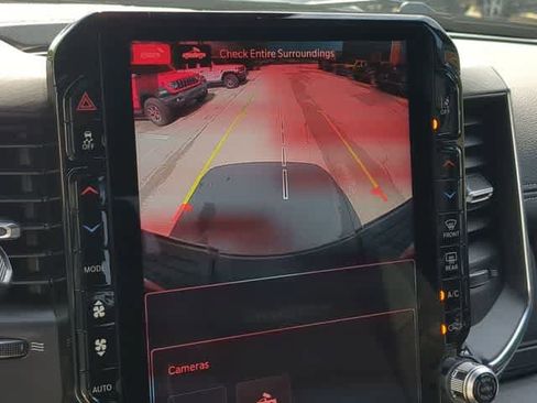 New 2026 RAM 2500 Laramie AWD/4WD image 30