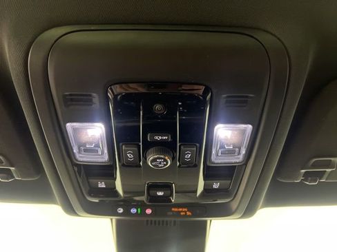 New 2026 Chevrolet Suburban RST w/ Comfort Package AWD/4WD image 28