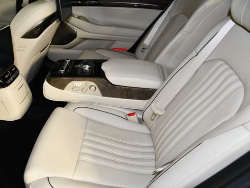 Used 2019 Genesis G90 5.0 Ultimate AWD/4WD image 51