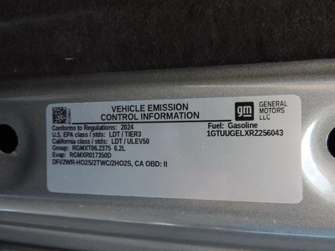 Used 2024 GMC Sierra 1500 Denali w/ Technology Package AWD/4WD image 23