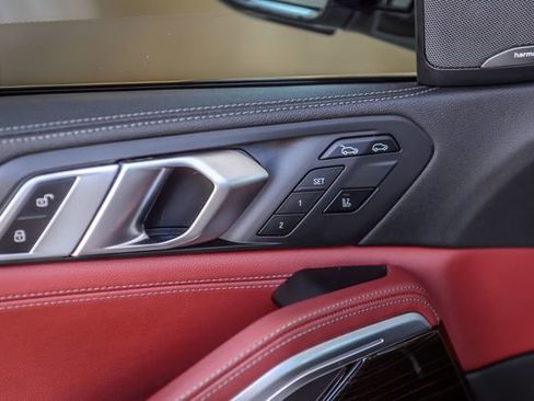 Used 2021 BMW X6 xDrive40i w/ M Sport Package image 52