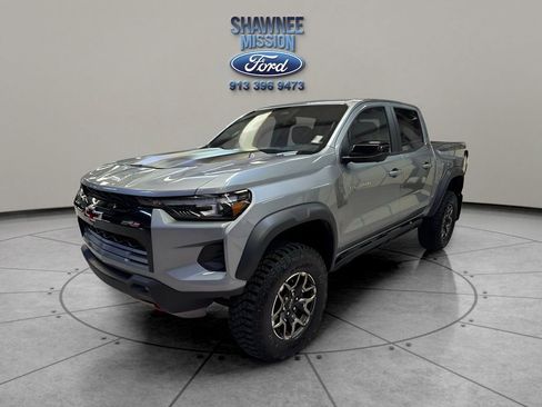 Used 2024 Chevrolet Colorado ZR2 w/ Technology Package image 1