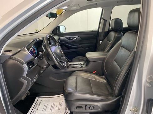 Used 2021 Chevrolet Traverse Premier image 10