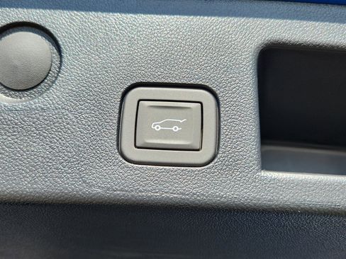 New 2026 Chevrolet Equinox ACTIV w/ Convenience Package III image 9