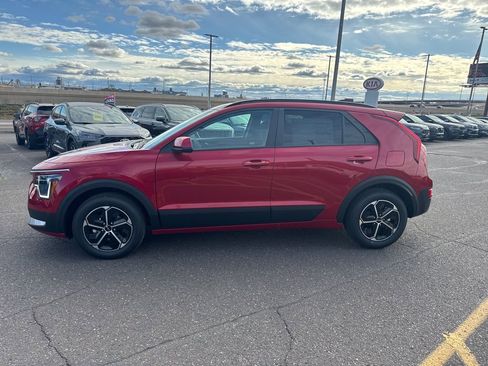 New 2026 Kia Niro LX image 2