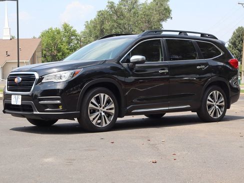 Used 2019 Subaru Ascent Touring AWD/4WD image 11