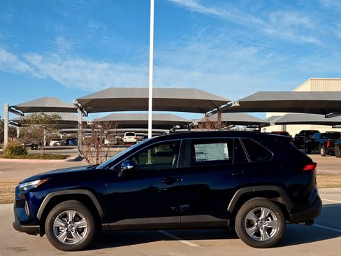 New 2025 Toyota RAV4 XLE w/ Convenience Package image 3