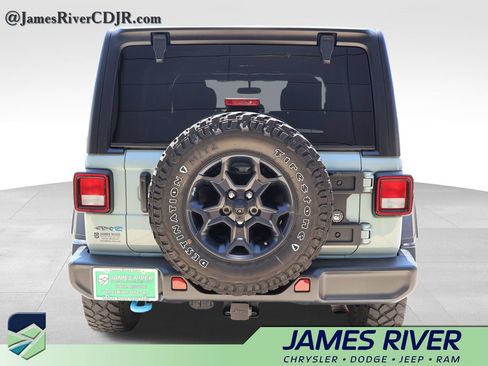 Used 2023 Jeep Wrangler Unlimited AWD/4WD image 4