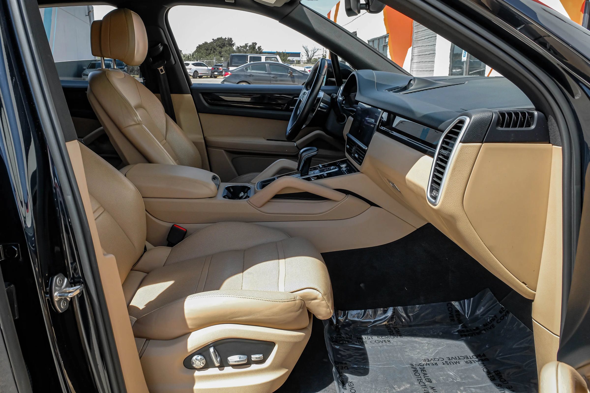 Used 2019 Porsche Cayenne AWD/4WD image 33