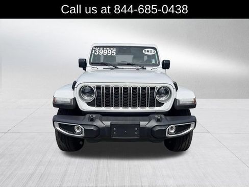 Certified 2025 Jeep Wrangler Unlimited Sahara w/ Safety Group AWD/4WD image 2