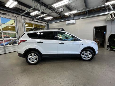 Used 2017 Ford Escape S FWD image 6