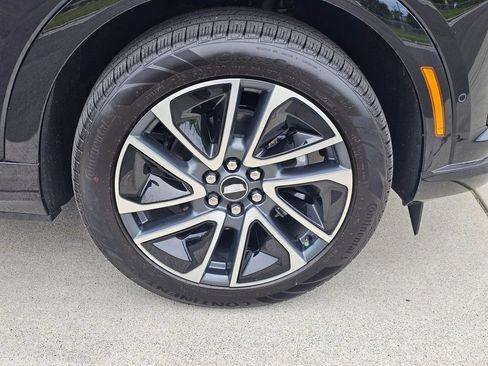 Used 2026 Cadillac Optiq Sport 1 AWD/4WD image 9