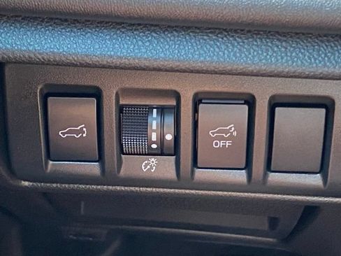 Certified 2025 Subaru Outback Onyx Edition w/ Tech Package 3 AWD/4WD image 14