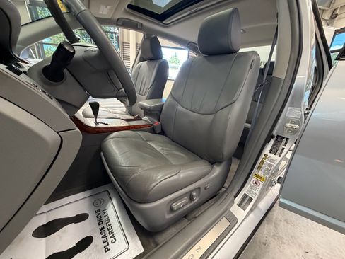 Used 2005 Toyota Avalon XLS FWD image 7