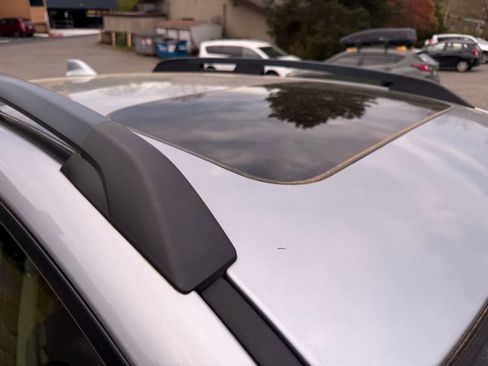 Used 2017 Subaru Crosstrek 2.0i Limited AWD/4WD image 5