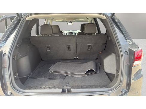 Used 2022 Chevrolet Equinox LS AWD/4WD image 33