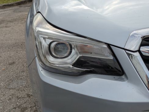 Used 2017 Subaru Forester 2.5i Limited image 10