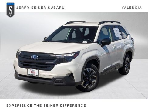 Certified 2025 Subaru Forester AWD/4WD image 1