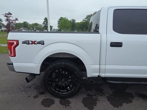 Used 2017 Ford F150 XLT AWD/4WD image 11