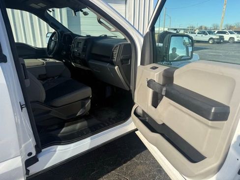 Used 2017 Ford F150 XL w/ Equipment Group 101A Mid image 11