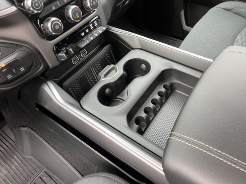 New 2026 RAM 3500 Big Horn AWD/4WD image 22