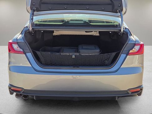 Used 2026 Toyota Camry SE w/ Multimedia Upgrade Package image 19