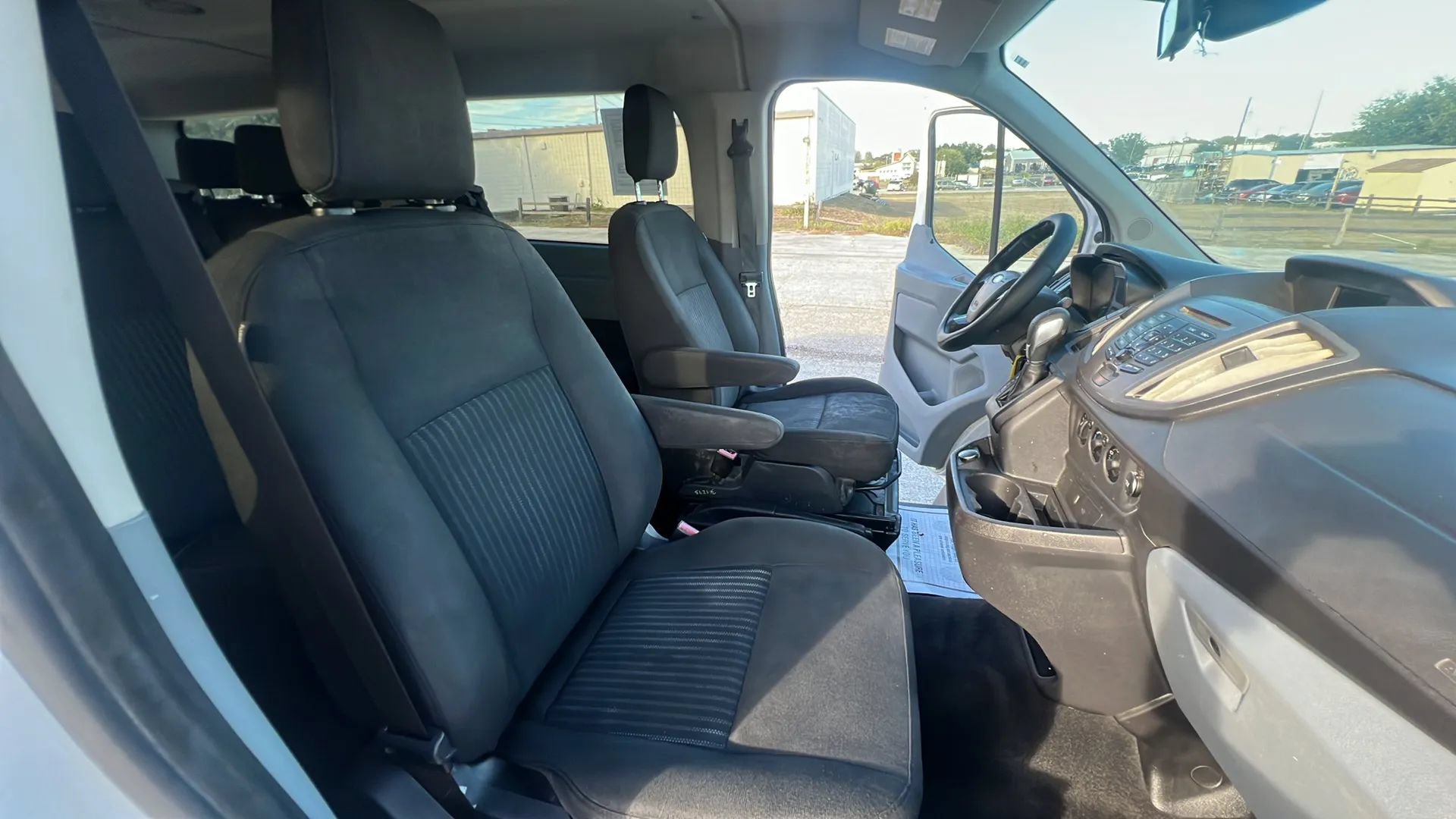 Used 2019 Ford Transit 150 XL RWD image 16